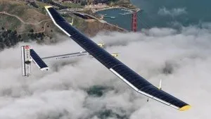 Voo_avião_energia_solar