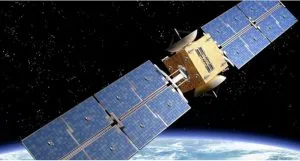 Satélite alimentado com energia solar fotovoltaica