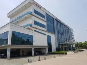 Fábrica da Canadian Solar, Suzhou, China.